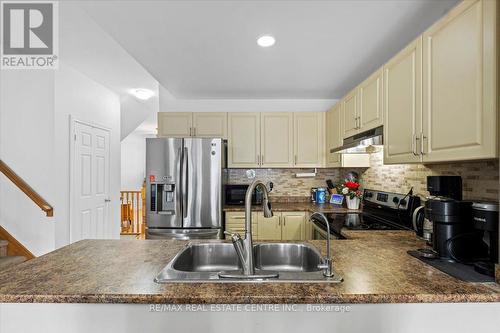 404 Dicenzo Drive, Hamilton, ON - Indoor Photo Showing Kitchen With Stainless Steel Kitchen With Double Sink