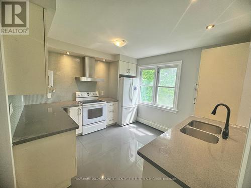 69 Hillview Road, St. Catharines, ON - Indoor Photo Showing Kitchen With Double Sink