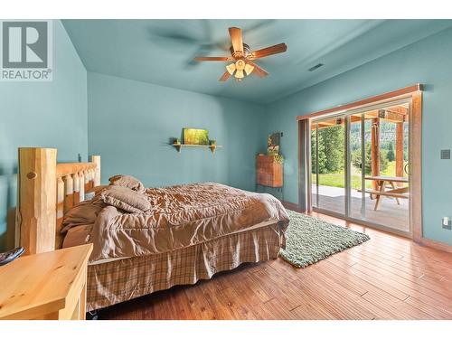 8580 Christian Valley Road, Westbridge, BC - Indoor Photo Showing Bedroom