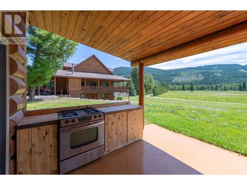 8580 Christian Valley Road, Westbridge, BC - Outdoor With Exterior