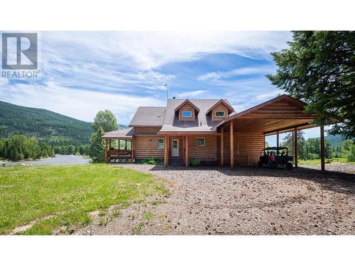 8580 Christian Valley Road, Westbridge, BC - Outdoor