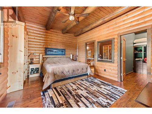 8580 Christian Valley Road, Westbridge, BC - Indoor Photo Showing Bedroom