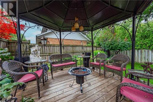 1246 Homewood Drive, Burlington, ON - Outdoor With Deck Patio Veranda With Exterior