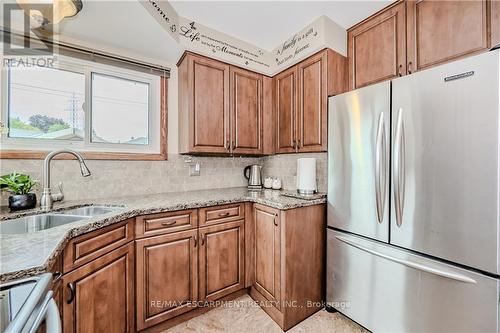 1246 Homewood Drive, Burlington, ON - Indoor Photo Showing Kitchen With Stainless Steel Kitchen With Double Sink