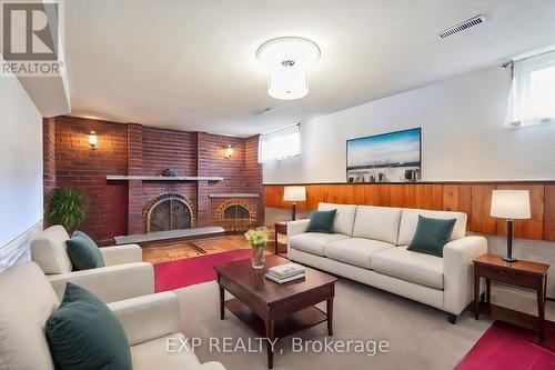32 Killamarsh Drive, Toronto, ON - Indoor Photo Showing Living Room