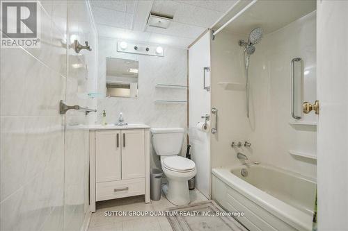 186 Aldercrest Road, Toronto, ON - Indoor Photo Showing Bathroom