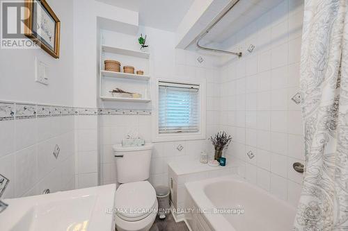 63 Beechwood Avenue, Hamilton, ON - Indoor Photo Showing Bathroom