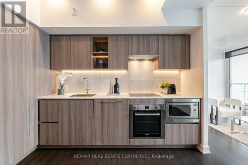 3011 - 19 Bathurst Street, Toronto, ON - Indoor Photo Showing Kitchen