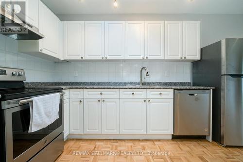 37 West Avenue, Toronto, ON - Indoor Photo Showing Kitchen With Stainless Steel Kitchen