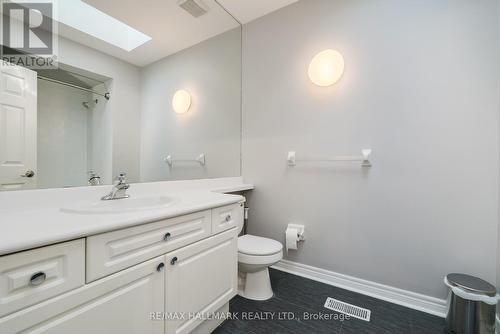 37 West Avenue, Toronto (South Riverdale), ON - Indoor Photo Showing Bathroom