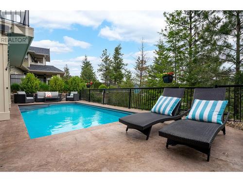 1029 Long Ridge Drive, Kelowna, BC - Outdoor With In Ground Pool With Deck Patio Veranda With Backyard