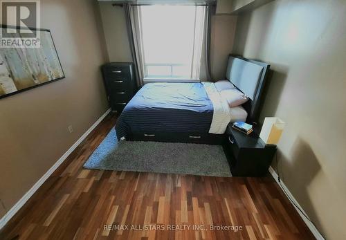 503 - 633 Bay Street, Toronto, ON - Indoor Photo Showing Bedroom