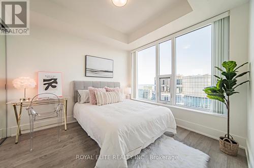 3908 - 10 York Street, Toronto, ON - Indoor Photo Showing Bedroom