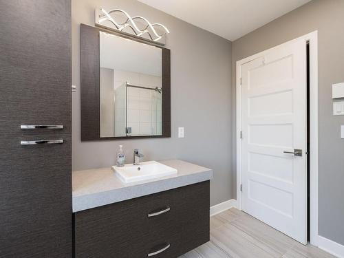 Salle de bains - 34 Rue Omer-Lecompte, Coteau-Du-Lac, QC - Indoor Photo Showing Bathroom