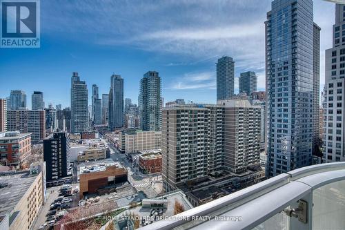 1306 - 1 Bloor Street E, Toronto, ON - Outdoor