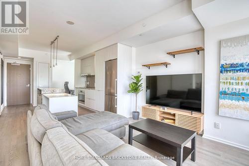 1306 - 1 Bloor Street E, Toronto, ON - Indoor Photo Showing Living Room