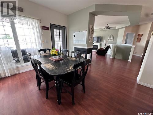 304 Abbott Bay, Estevan, SK - Indoor Photo Showing Dining Room