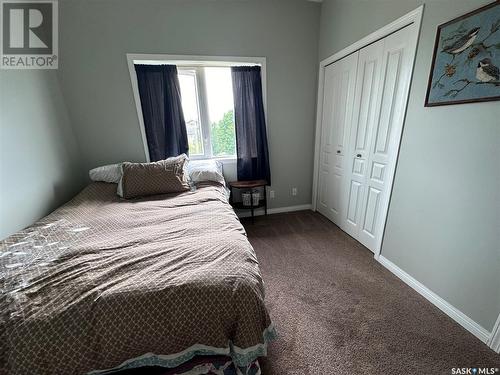 304 Abbott Bay, Estevan, SK - Indoor Photo Showing Bedroom