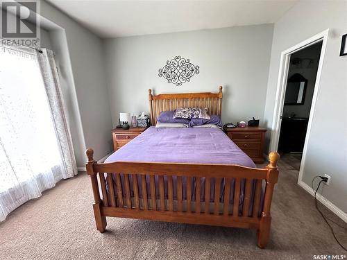 304 Abbott Bay, Estevan, SK - Indoor Photo Showing Bedroom