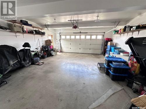 304 Abbott Bay, Estevan, SK - Indoor Photo Showing Garage