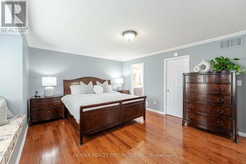 2202 Austin Court, Burlington, ON - Indoor Photo Showing Bedroom