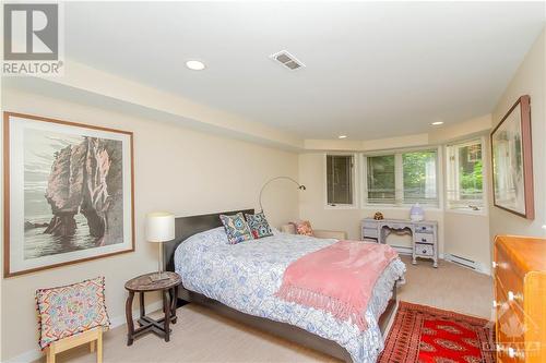 183 Mackay Street, Ottawa, ON - Indoor Photo Showing Bedroom