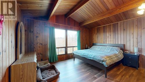 5475 Scuffi Road, 100 Mile House, BC - Indoor Photo Showing Bedroom