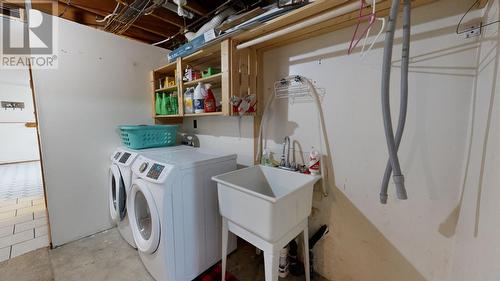 5475 Scuffi Road, 100 Mile House, BC - Indoor Photo Showing Laundry Room