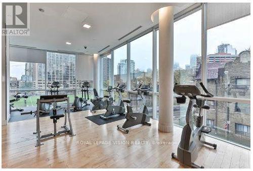 2402 - 120 Homewood Avenue, Toronto, ON - Indoor Photo Showing Gym Room