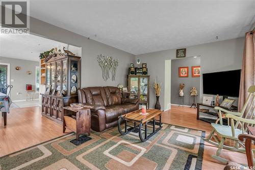 Imperial Acreage Highway#2, Imperial, SK - Indoor Photo Showing Living Room