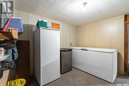 Imperial Acreage Highway#2, Imperial, SK - Indoor Photo Showing Laundry Room