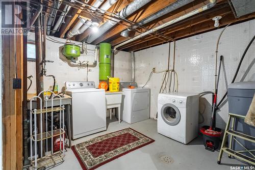 Imperial Acreage Highway#2, Imperial, SK - Indoor Photo Showing Laundry Room