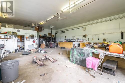 Imperial Acreage Highway#2, Imperial, SK - Indoor Photo Showing Garage