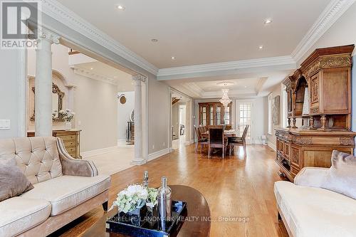 319 Princess Avenue, Toronto, ON - Indoor Photo Showing Living Room