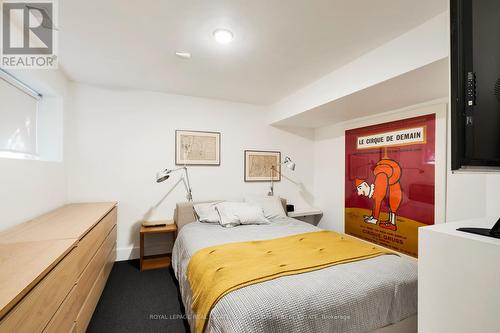 11 Shorncliffe Avenue, Toronto C03, ON - Indoor Photo Showing Bedroom