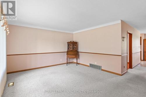 58 Wiltshire Boulevard, Welland, ON - Indoor Photo Showing Other Room