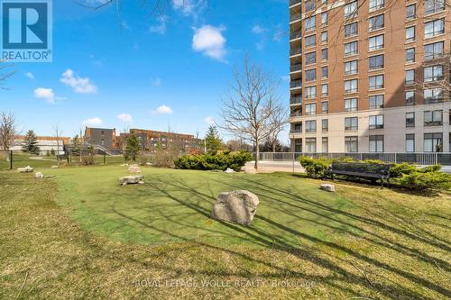 714 - 350 Red Maple Road, Richmond Hill (Langstaff), ON - Outdoor With Facade