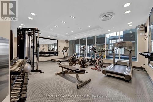 714 - 350 Red Maple Road, Richmond Hill (Langstaff), ON - Indoor Photo Showing Gym Room