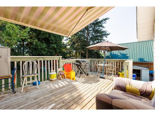 216 24Th Avenue S, Creston, BC - Outdoor With Deck Patio Veranda With Exterior