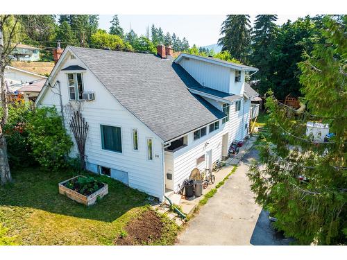 216 24Th Avenue S, Creston, BC - Outdoor