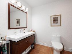 Ensuite bathroom - 