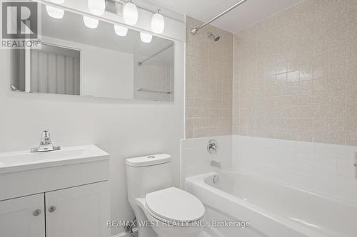1001 - 3151 Bridletowne Circle, Toronto, ON - Indoor Photo Showing Bathroom