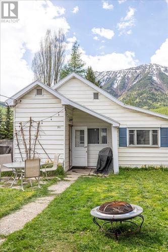 741 5Th Avenue, Fernie, BC - Outdoor