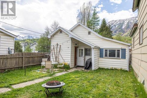 741 5Th Avenue, Fernie, BC - Outdoor