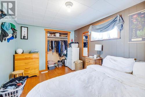 741 5Th Avenue, Fernie, BC - Indoor Photo Showing Bedroom