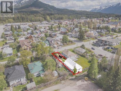 741 5Th Avenue, Fernie, BC - Outdoor With View