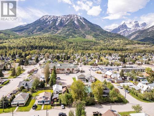 741 5Th Avenue, Fernie, BC - Outdoor With View