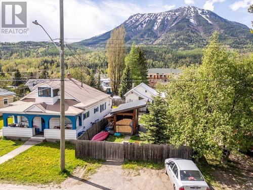 741 5Th Avenue, Fernie, BC - Outdoor