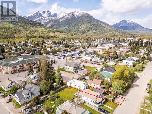 741 5Th Avenue, Fernie, BC - Outdoor With View