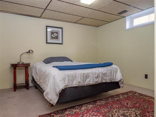 17 Marymount Place, Winnipeg, MB - Indoor Photo Showing Bedroom